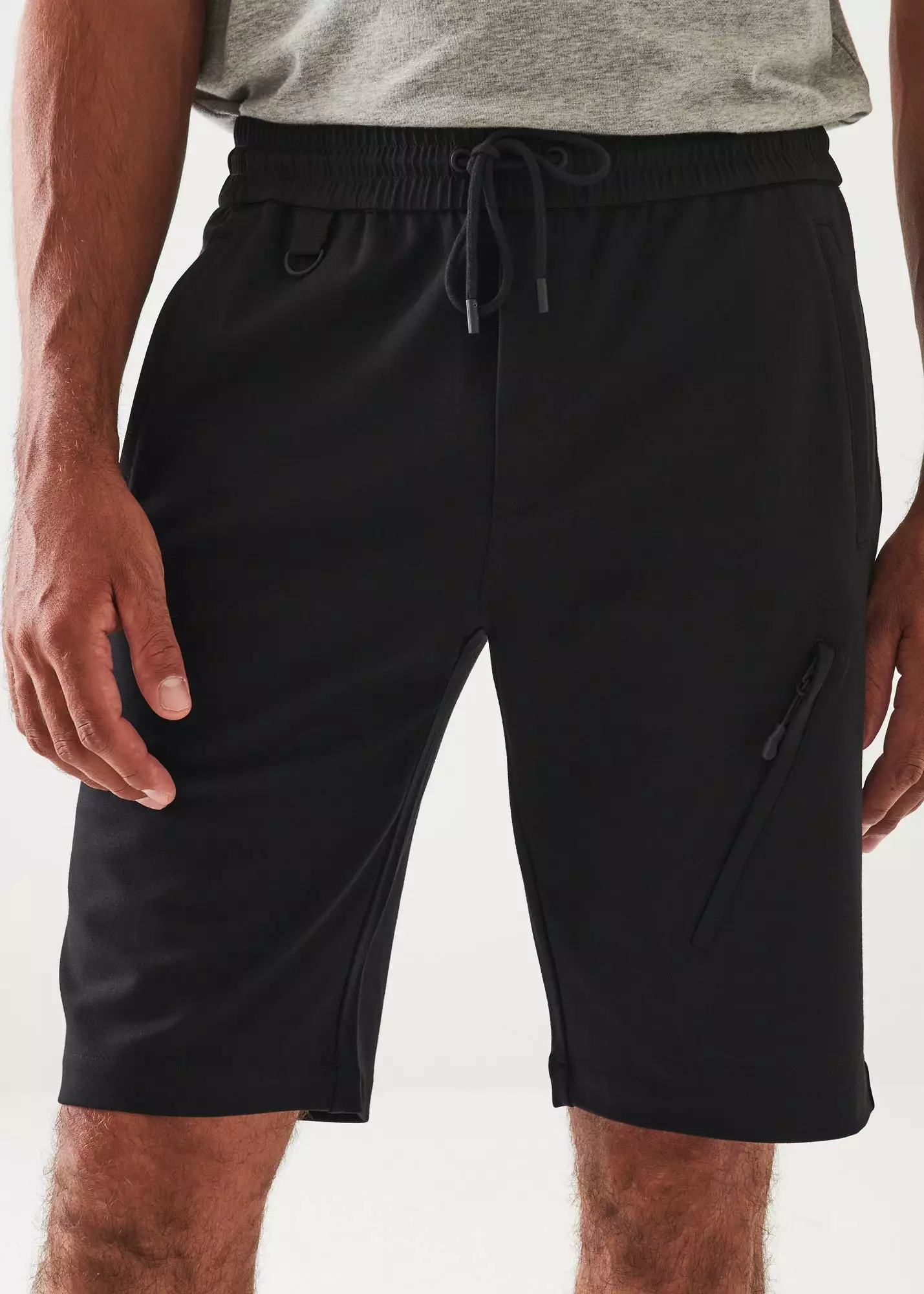 ACTIVE ZIP SHORT