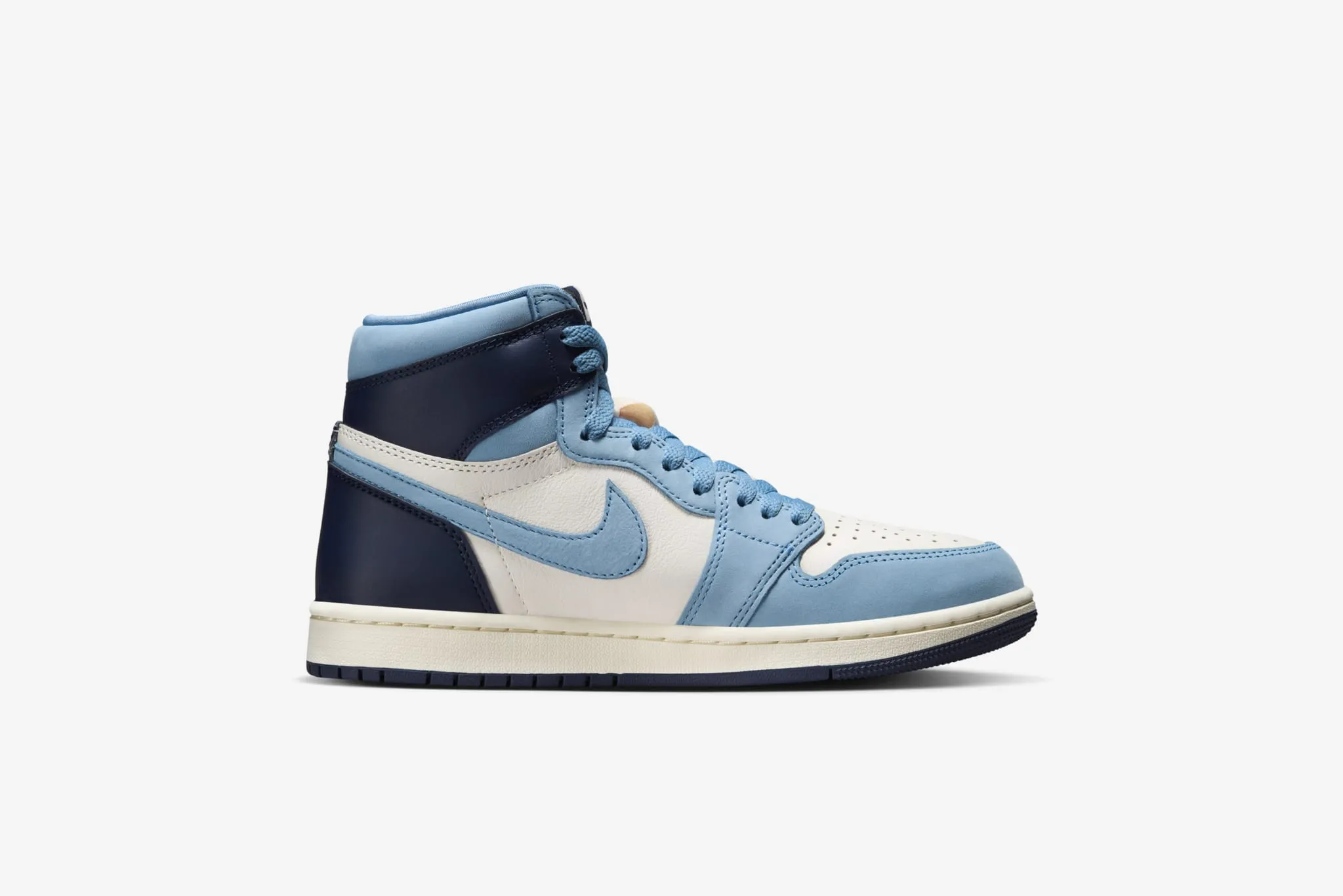 Air Jordan Retro High OG W - University Blue / White (First in Flight)