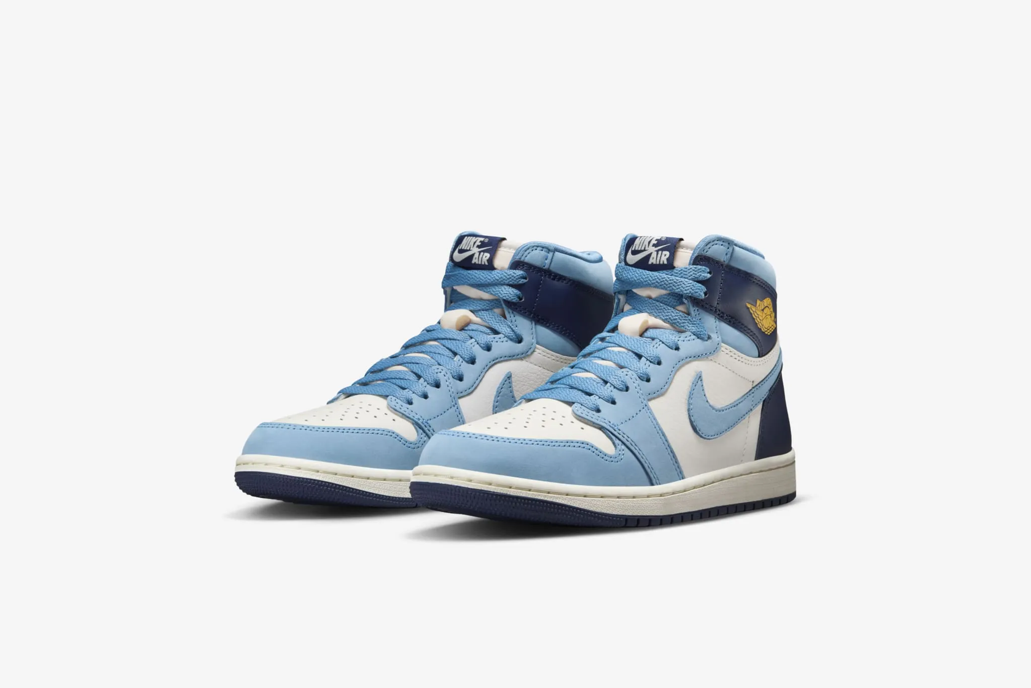 Air Jordan Retro High OG W - University Blue / White (First in Flight)