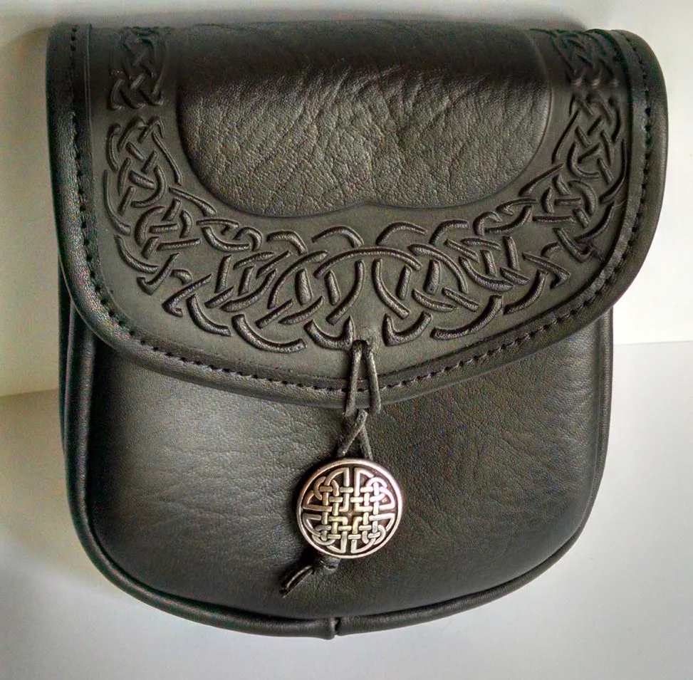 Celtic Border Leather Belt Pouch (Medium)