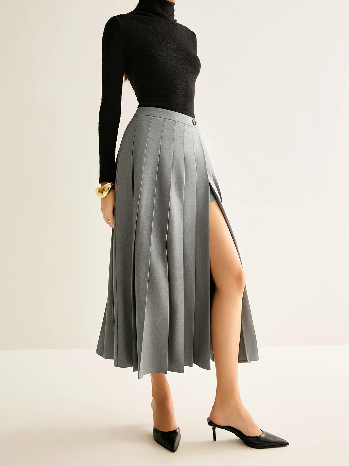 Pleated Slit Zipper Skirt