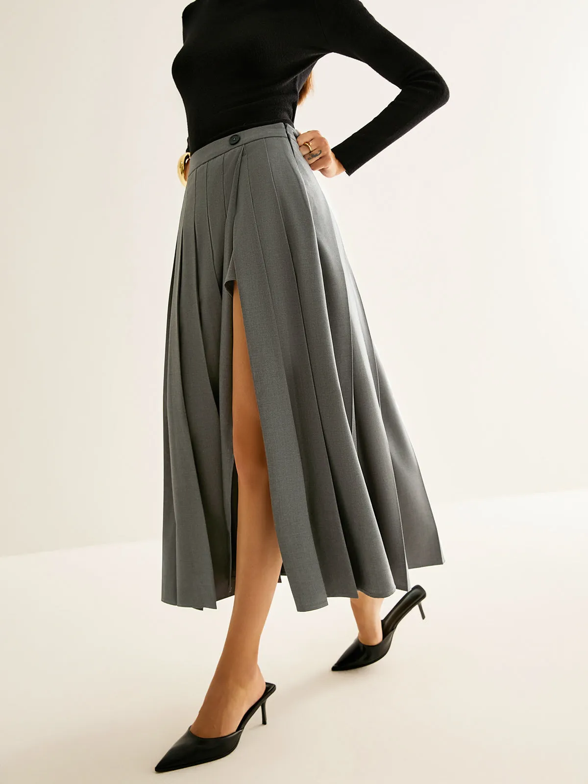 Pleated Slit Zipper Skirt