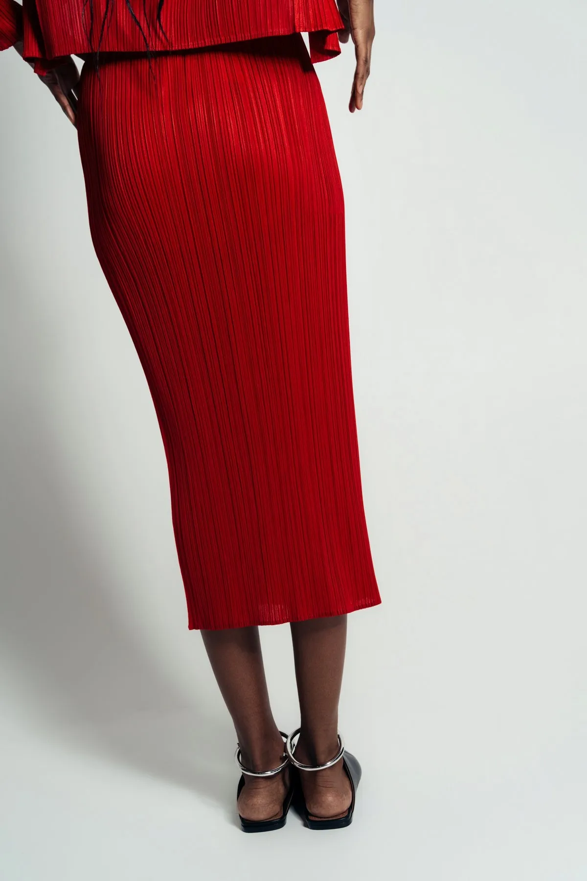 PLEATS PLEASE ISSEY MIYAKE | BASIC SKIRT