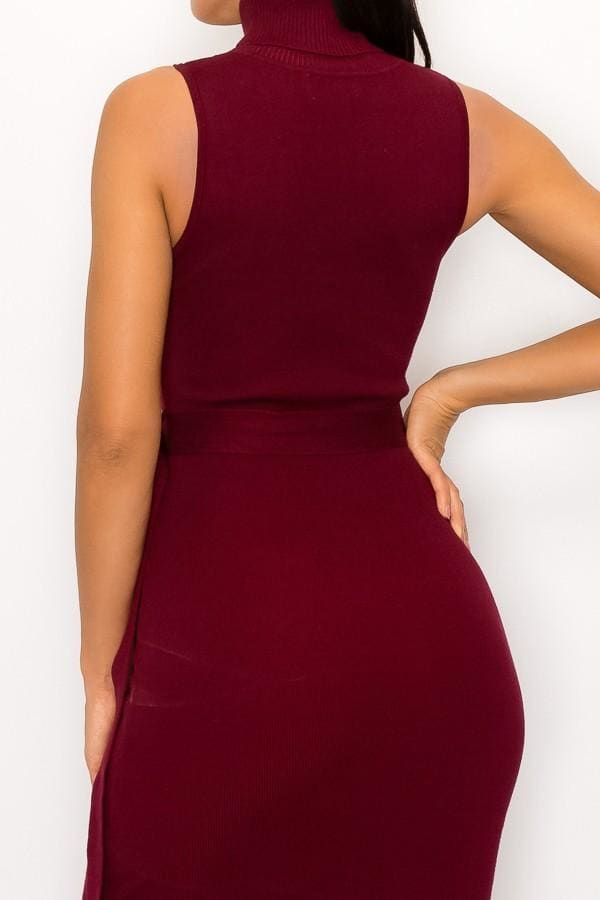 Puffy body-con dress