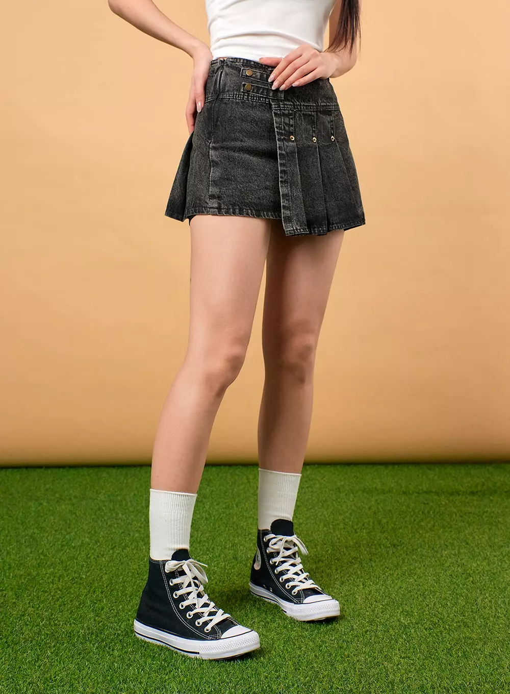 Unbalanced Denim Pleated Mini Skirt IJ430